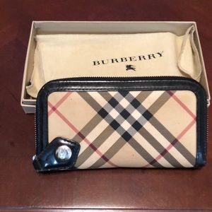 BURBERRY ladies wallet